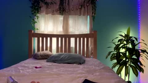 My name  BailiJade   online show from 01.30.25