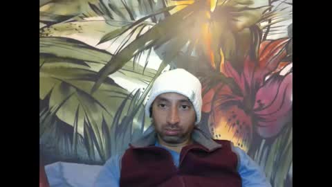 Snapshot of bakkis chatting on 10.02.25 bakkis online show from 10.02.25