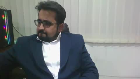 Ballbusting Slave online show from 12.10.24