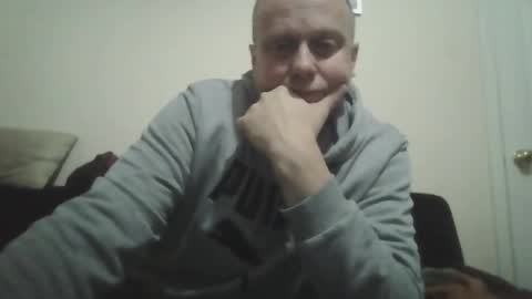 Snapshot of ballzrockwell chatting on 05.17.26 ballzrockwell online show from 05.17.26