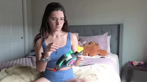 Snapshot of bambifarrina chatting on 10.10.25 bambifarrina online show from 10.10.25