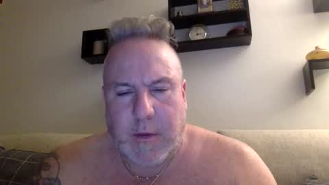 Snapshot of banana5289 chatting on 02.14.26 banana5289 online show from 02.14.26