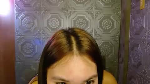 Snapshot of baninay810654 chatting on 10.23.25 baninay810654 online show from 10.23.25