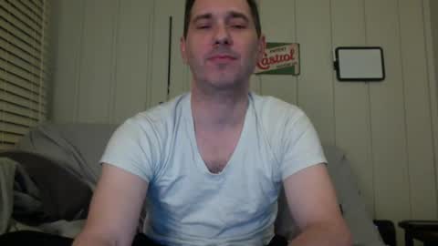 Snapshot of banksysmash chatting on 12.11.24 Jay online show from 12.11.24