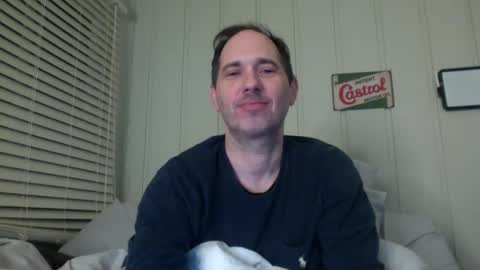 Snapshot of banksysmash chatting on 01.01.25 Jay online show from 01.01.25