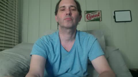 Snapshot of banksysmash chatting on 03.12.25 Jay online show from 03.12.25