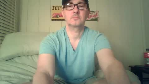 Snapshot of banksysmash chatting on 10.05.25 Jay online show from 10.05.25