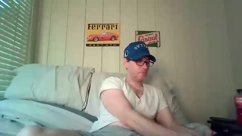 Snapshot of banksysmash chatting on 10.10.25 Jay online show from 10.10.25