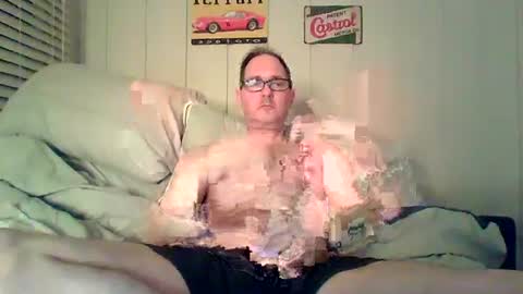 Snapshot of banksysmash chatting on 10.25.25 Jay online show from 10.25.25