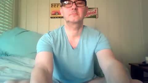 Snapshot of banksysmash chatting on 11.15.25 Jay online show from 11.15.25