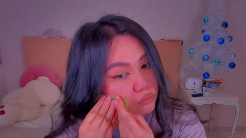 Snapshot of barbara_bb chatting on 12.14.24 Barbie Kim online show from 12.14.24