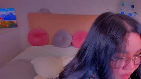 Snapshot of barbara_bb chatting on 12.18.24 Barbie Kim online show from 12.18.24