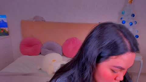 Snapshot of barbara_bb chatting on 12.21.24 Barbie Kim online show from 12.21.24