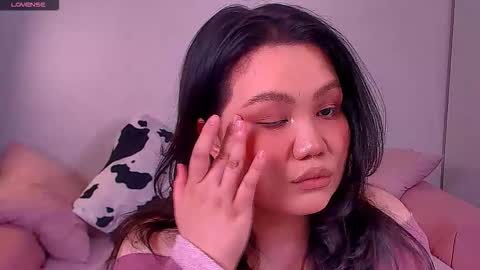 Snapshot of barbara_bb chatting on 11.08.25 Barbie Kim online show from 11.08.25