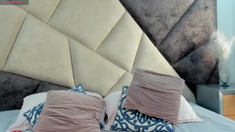 Snapshot of barbaraknox_ chatting on 01.15.25 Barbara online show from 01.15.25