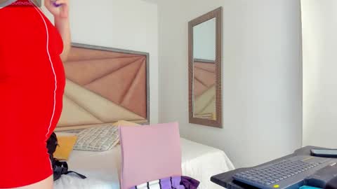 Snapshot of barbaraknox_ chatting on 09.14.25 Barbara online show from 09.14.25