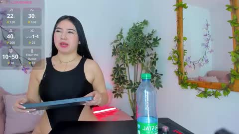 Snapshot of barbaraknox_ chatting on 10.22.25 Barbara online show from 10.22.25