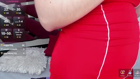 Snapshot of barbaraknox_ chatting on 10.25.25 Barbara online show from 10.25.25