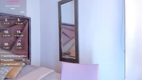 Snapshot of barbaraknox_ chatting on 11.16.25 Barbara online show from 11.16.25