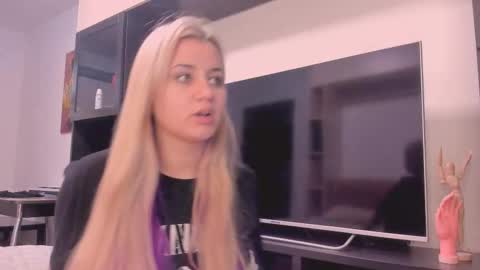 barbarasiren online show from 10.30.25