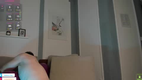 Snapshot of barberryx chatting on 11.08.25 ENRIQUE online show from 11.08.25