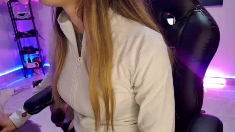 sexy Barbie online show from 05.03.26