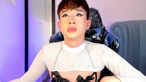          I work from home this is my room 3 online show from 02.17.26