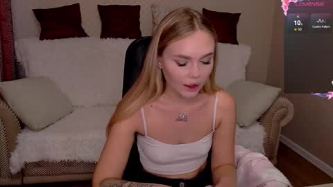 Lilli 3 online show from 09.25.25