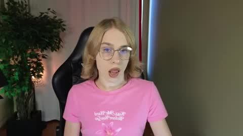 Snapshot of barbie_richy chatting on 09.12.25 barbie_richy online show from 09.12.25