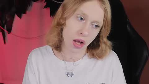 Snapshot of barbie_richy chatting on 11.02.25 barbie_richy online show from 11.02.25