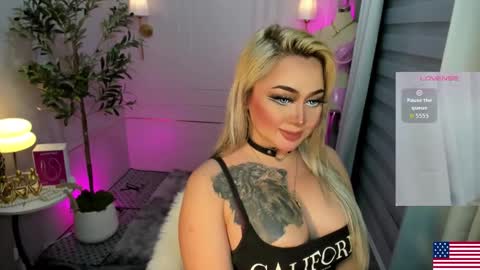 Miss Alexa Fields  online show from 10.18.25