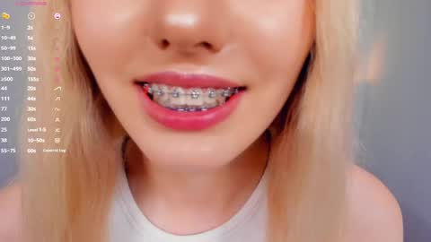 Mia online show from 06.10.26