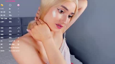 Mia online show from 06.30.26