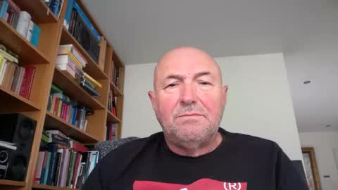 Snapshot of bartvel chatting on 04.02.26 bartvel online show from 04.02.26