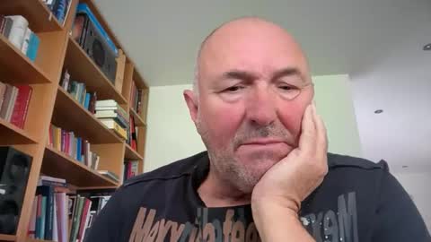 Snapshot of bartvel chatting on 05.07.26 bartvel online show from 05.07.26