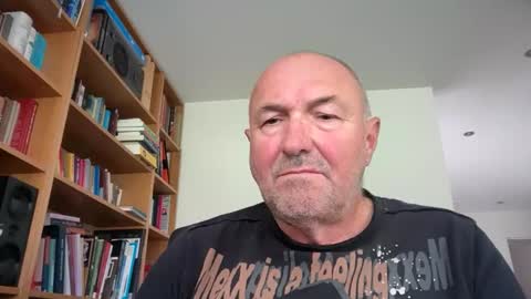 Snapshot of bartvel chatting on 05.12.26 bartvel online show from 05.12.26