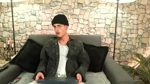 Bastian online show from 10.24.25