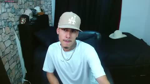 Snapshot of bastiaan_28 chatting on 06.14.26 Bastian online show from 06.14.26