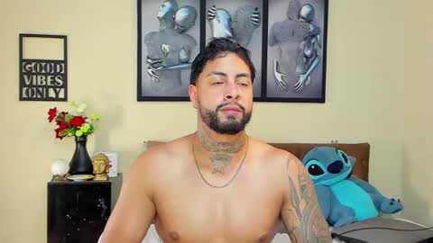 bastian_jones1 online show from 03.10.25