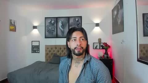 bastian_jones1 online show from 11.24.25