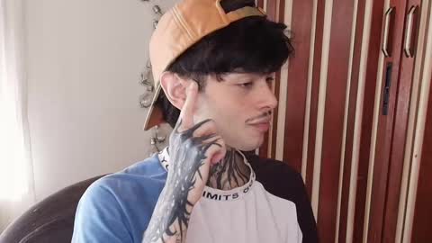 Bastiel online show from 12.17.25