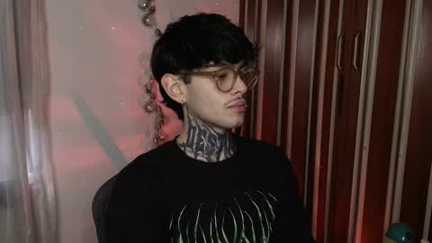 Bastiel online show from 12.21.25