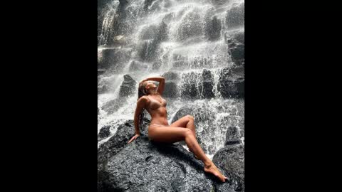 Battyredhair online show from 04.07.26