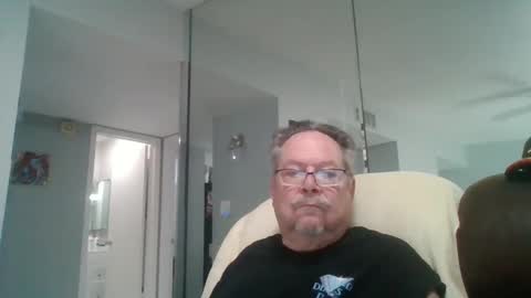 Single Grandpa in Florida. Love to C2C and have Fun Privately online show from 10.08.25