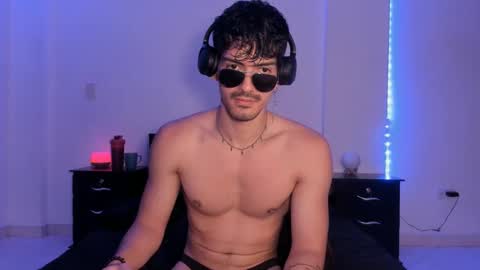 Valentino online show from 01.10.25