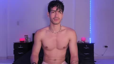 Valentino online show from 01.17.25