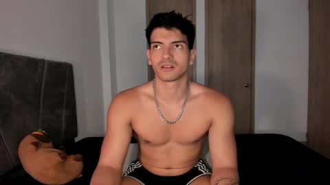 Valentino online show from 09.20.25