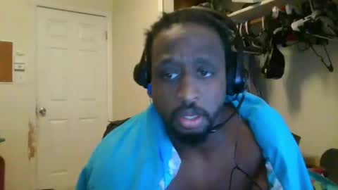 rocker n queen online show from 12.11.24