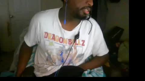 rocker n queen online show from 12.25.24