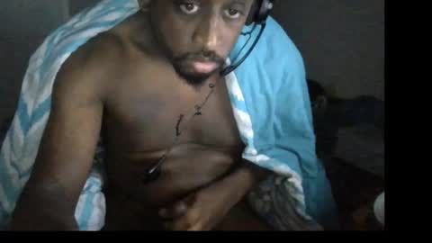 rocker n queen online show from 01.12.25